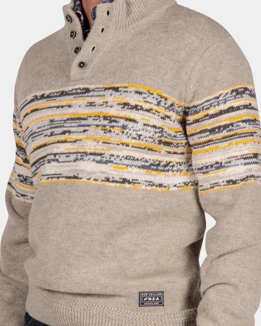 Brauner Baumwollpullover mit gelb-schwarzem Print - Chestnut