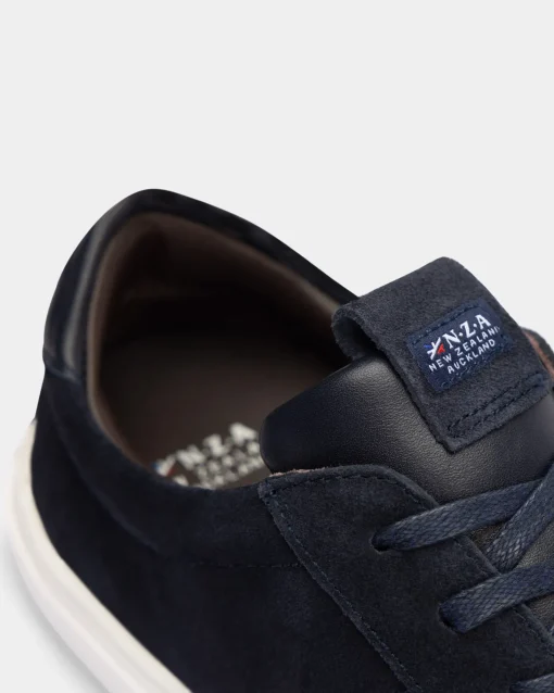 Casual sneaker