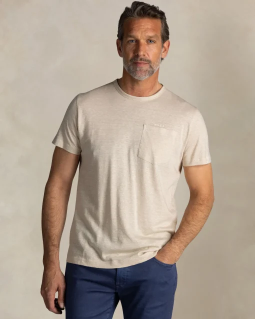 Ecru t-shirt met borstzakje