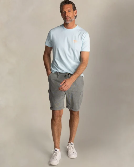 Hellblaues unifarbenes Baumwoll-T-Shirt mit Rundhalsausschnitt