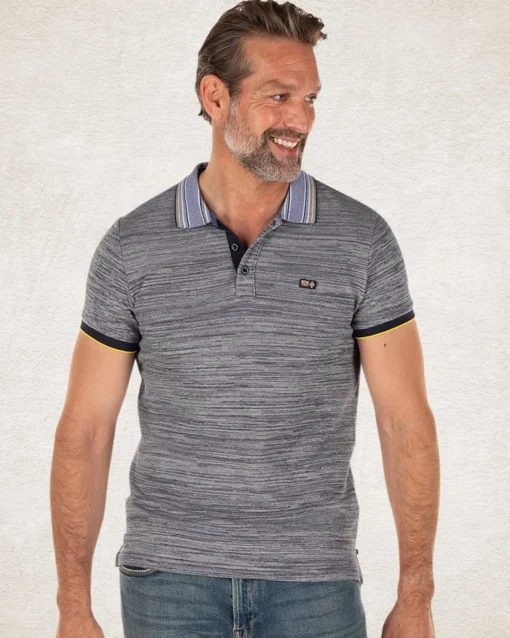 Poloshirt für den Sommerabend